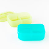 Bumkins Silicone Bento Box 3 Section 2 Pack: Aqua Jelly rests on a white background.