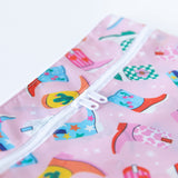 Close-up of Bumkins Wet/Dry Clutch: Boots on a white background, showcasing the white zipper with double pulls.