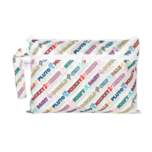Bumkins Wet/Dry Clutch: Mickey & Friends Varsity is a white waterproof pouch with colorful Disney names like Mickey and Minnie.