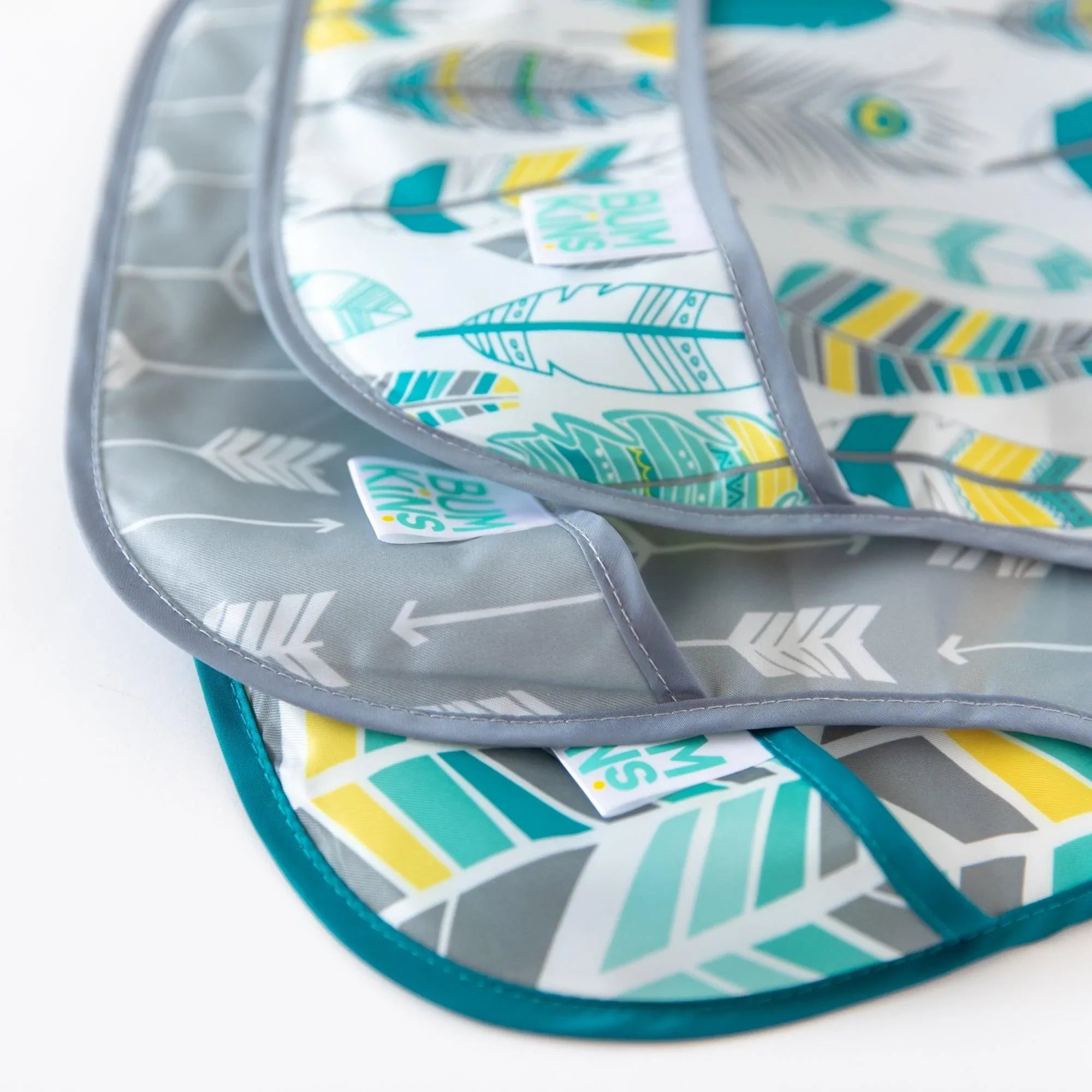 SuperBib® 3 Pack: Feathers, Arrow & Quill - Bumkins