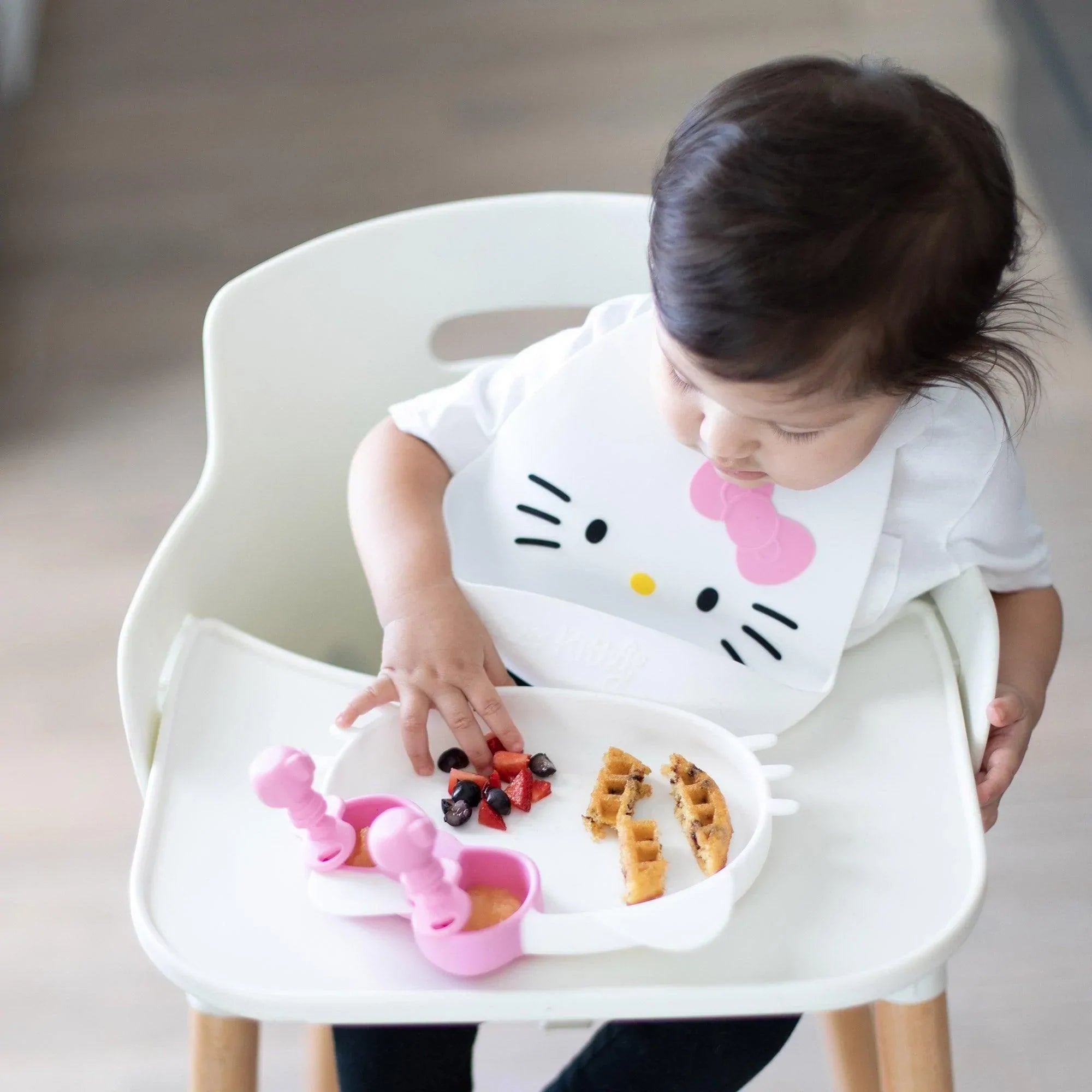 Silicone Bib: Hello Kitty® - Bumkins