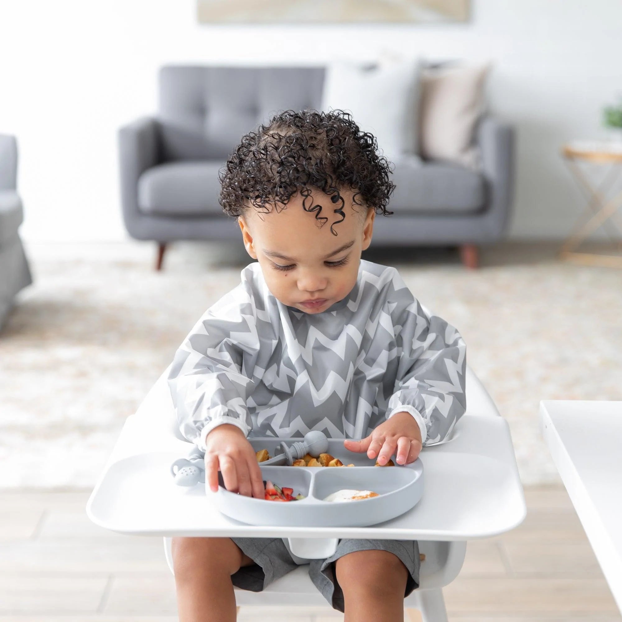 Sleeved Bib: Gray Chevron - Bumkins