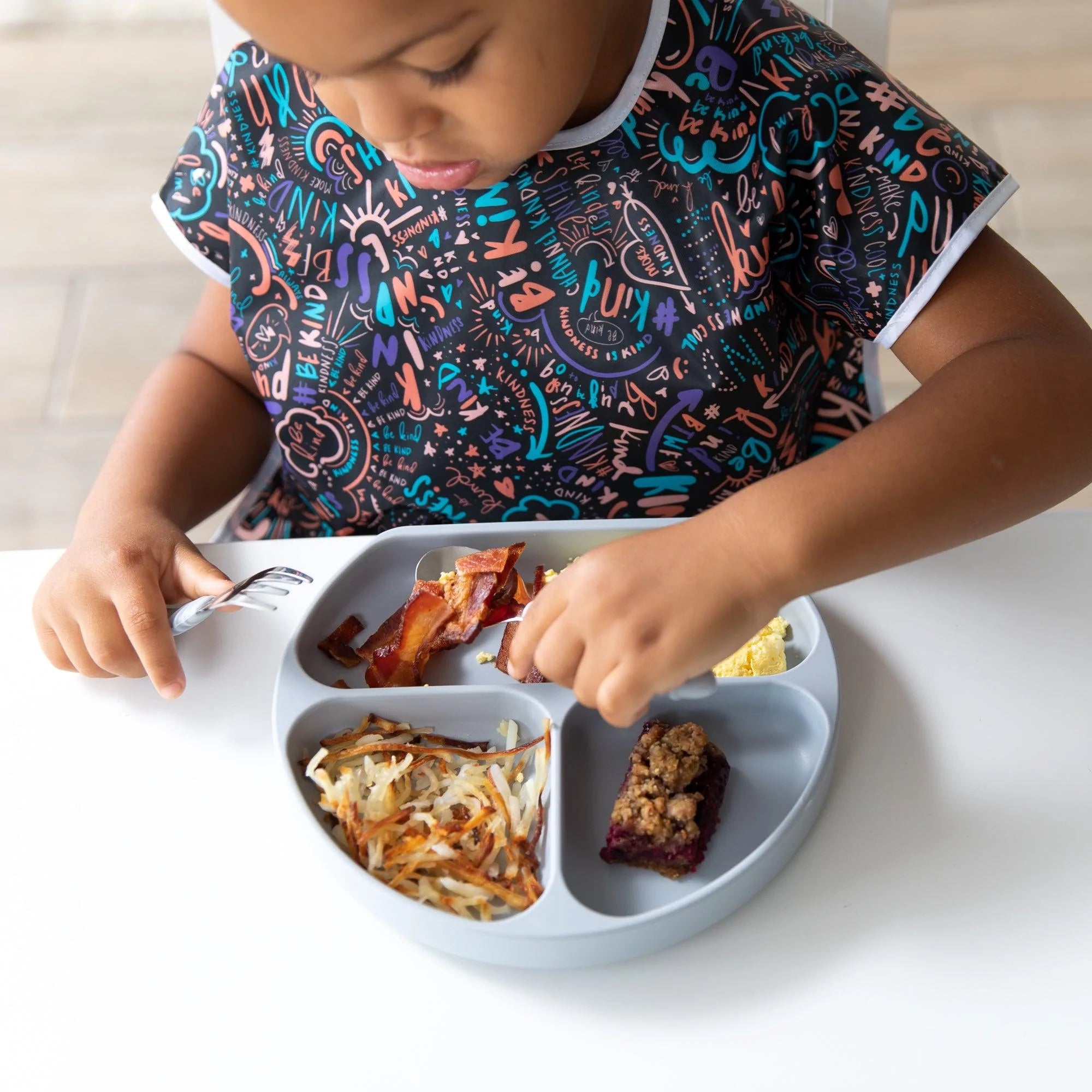 Junior Bib: Channel Kindness - Bumkins