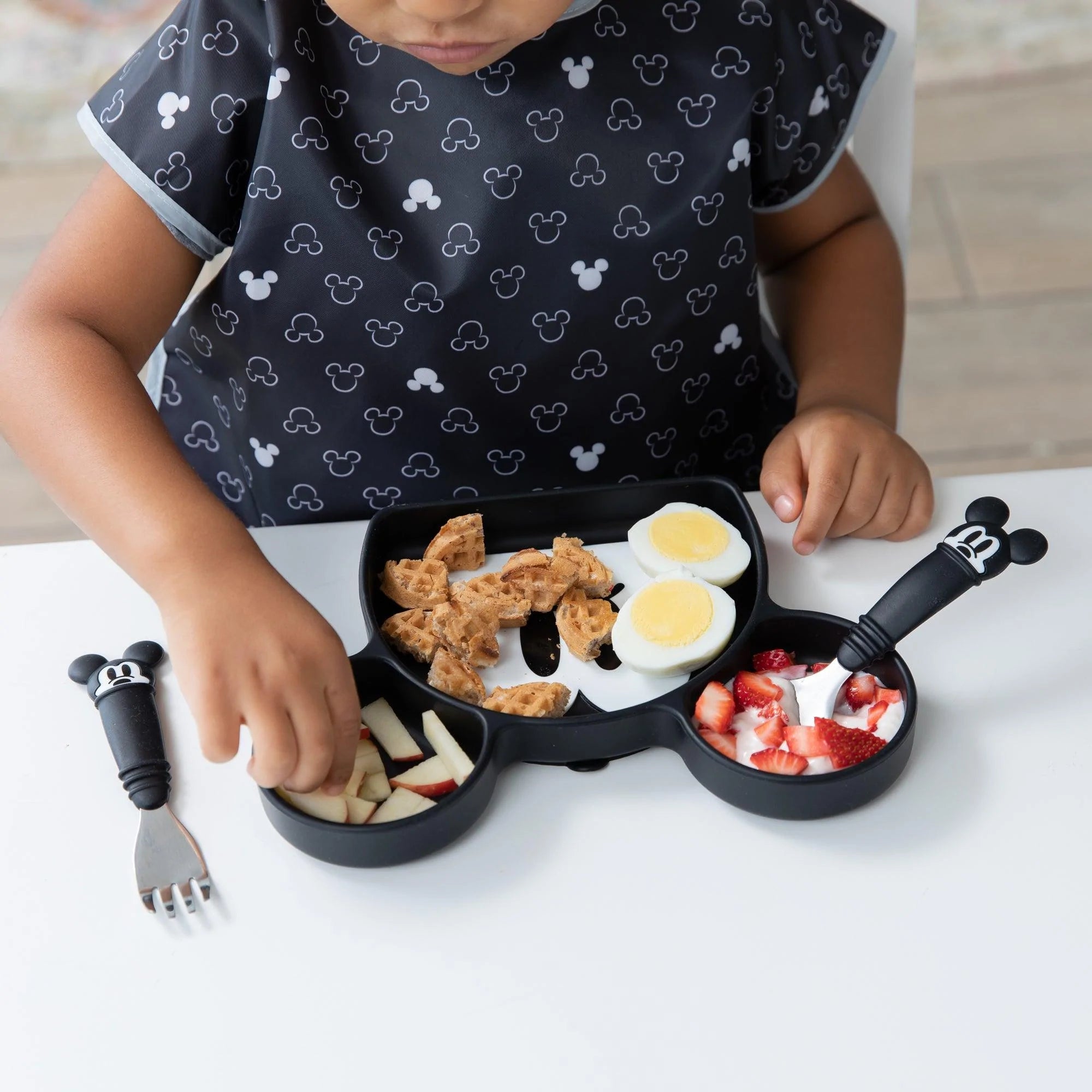 Junior Bib: Mickey Mouse Icon Black + White - Bumkins