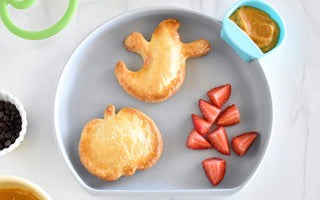 Halloween Hand Pies with a Pumpkin Cream Cheese Filling/Spread - Bumkins