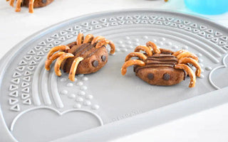 Fun & Festive Quinoa Peanut Butter Spider Energy Bites - Bumkins