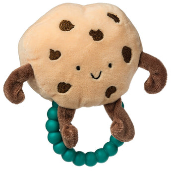 Mary Meyers Rattle, Cookie features a smiling plush cookie with chip spots and a BPA-free teal beaded ring handle teether.
