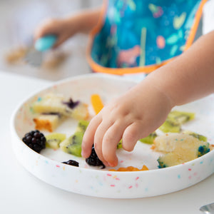 Silicone Grip Plate: Vanilla Sprinkle