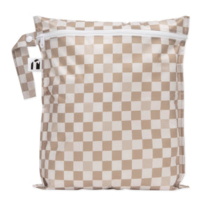 Roamio by Bumkins Wet Bag: Sand Check is a tan checkered waterproof bag with zipper closure and side handle.
