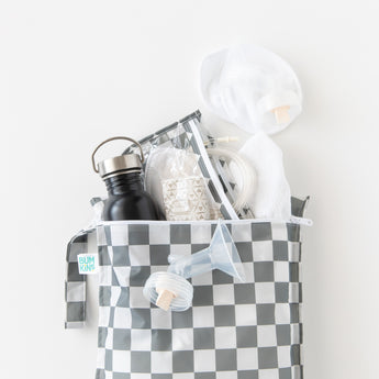 Bags from Bumkins The Chaos Coordinator Deluxe 5-Piece Set: Charcoal Check hold breast pump parts and a water bottle on a white background.