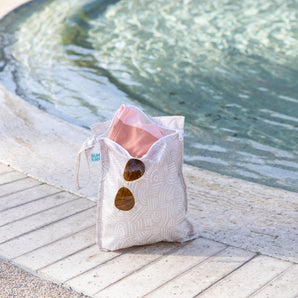 The Bumkins Wet Bag + Clear Travel Bag 3 Pack Set: Wander is perfect for organizing poolside, travel, and more.