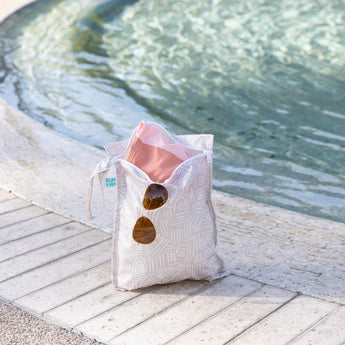 The Bumkins Wet Bag + Clear Travel Bag 3 Pack Set: Wander is perfect for organizing poolside, travel, and more.