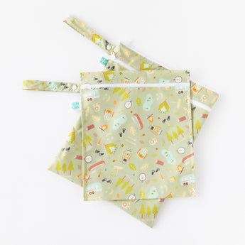 Bumkins Wet Bag + Wet/Dry Bag Set: Camp Gear lays stacked on a white background.
